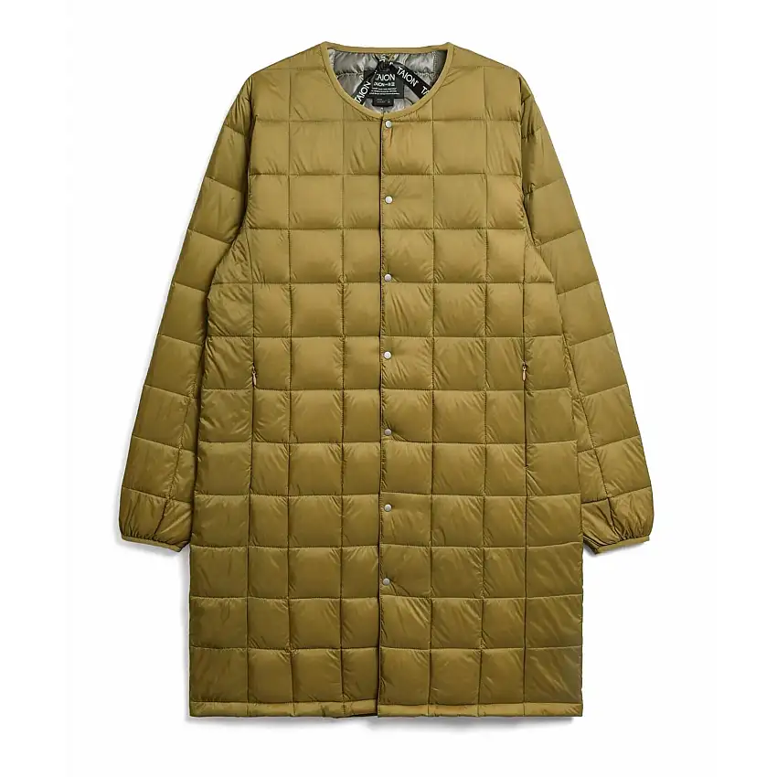 Giacca lunga basic oversize con scollo rotondo e chiusura a bottoni Taion